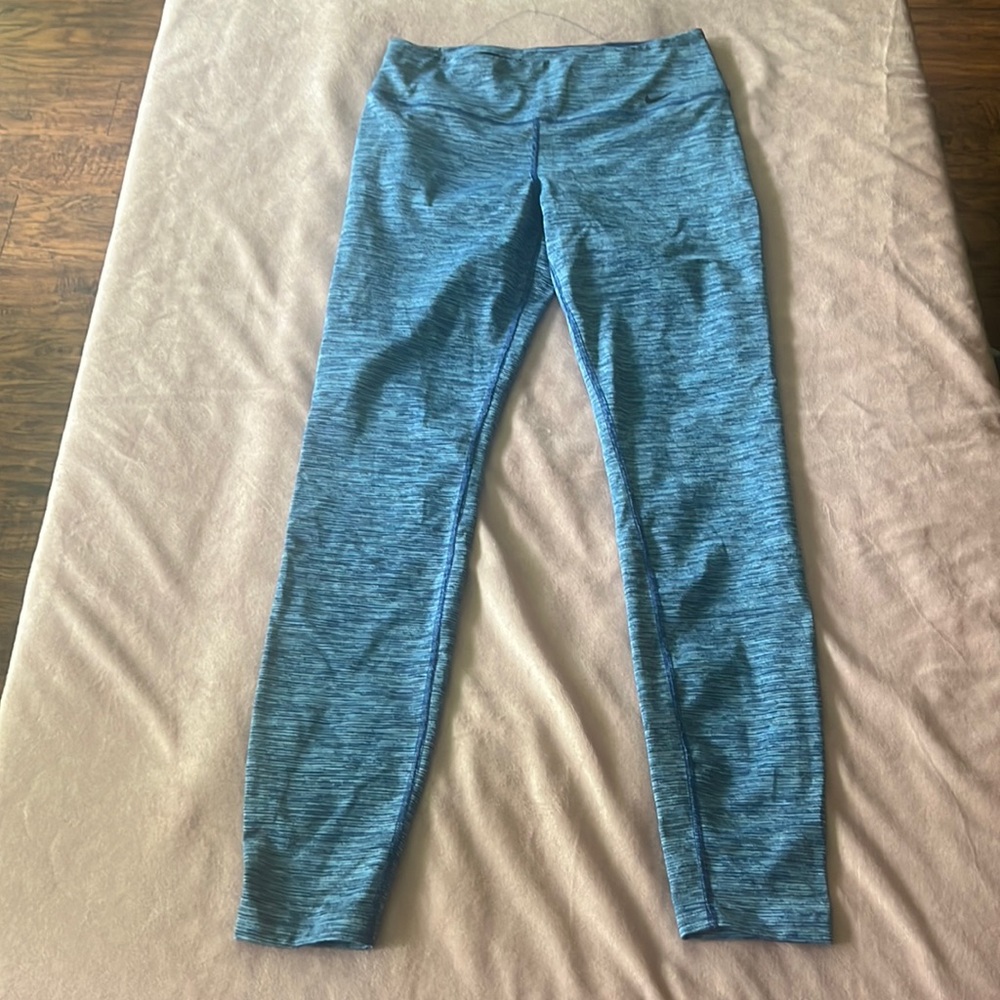 Nike leggings